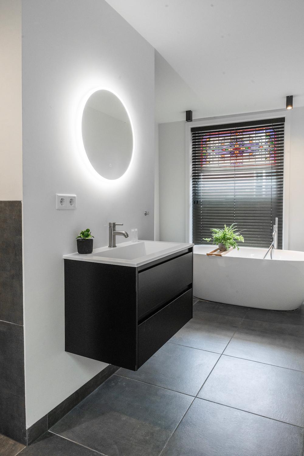טילבורג Xxl Loft With Bath Located Stadsvilla מראה חיצוני תמונה