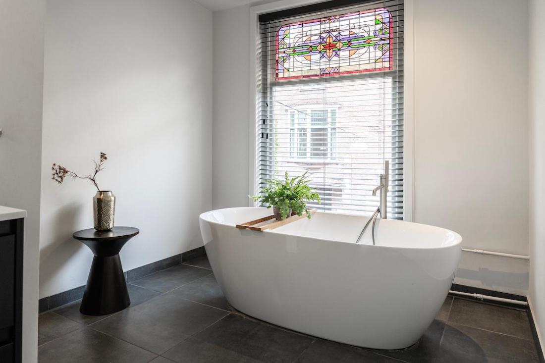 טילבורג Xxl Loft With Bath Located Stadsvilla מראה חיצוני תמונה