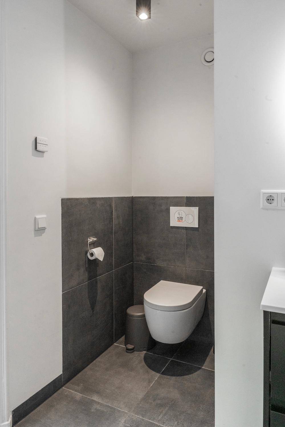 טילבורג Xxl Loft With Bath Located Stadsvilla מראה חיצוני תמונה