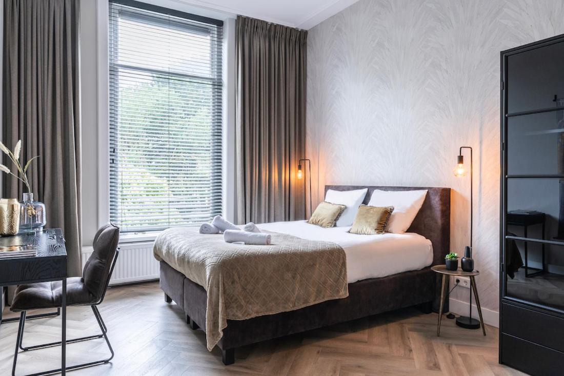 טילבורג Xxl Loft With Bath Located Stadsvilla מראה חיצוני תמונה