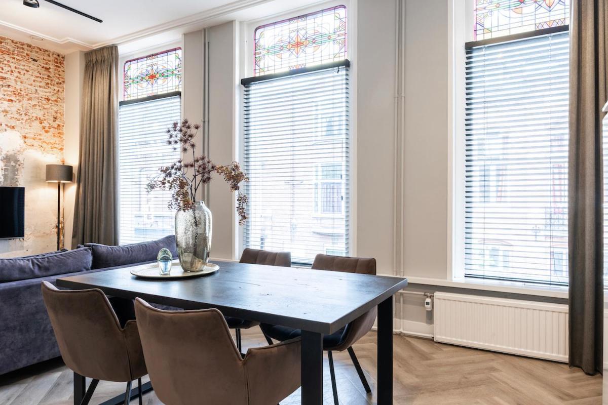 טילבורג Xxl Loft With Bath Located Stadsvilla מראה חיצוני תמונה